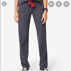 Figs scrub bottoms & floral top